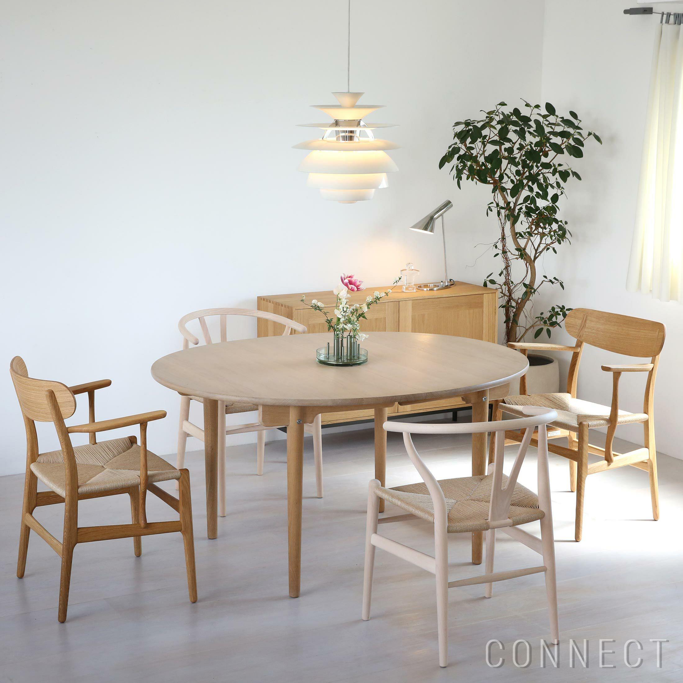 Meja Makan Oval Scandinavian